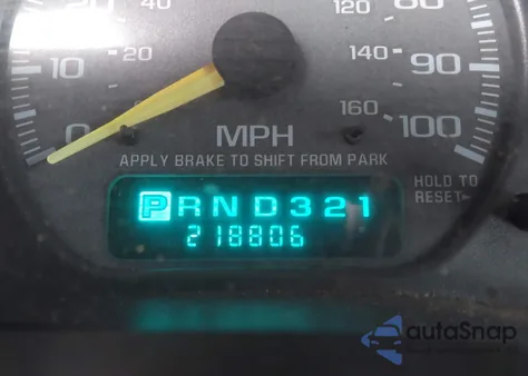 1999 Chevrolet Silverado 1500 Ls z USA, uszkodzony, nr VIN 2GCEC19T1X1119142